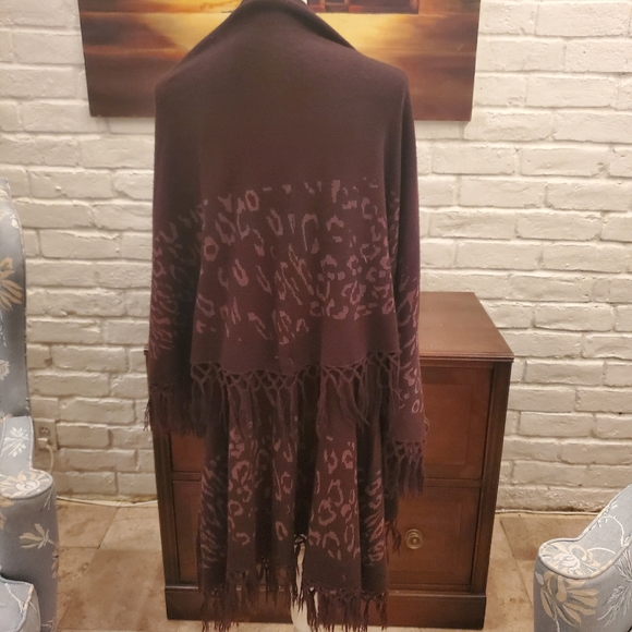 Reversible one size fits all from Neiman Marcus - Picture 6 of 6